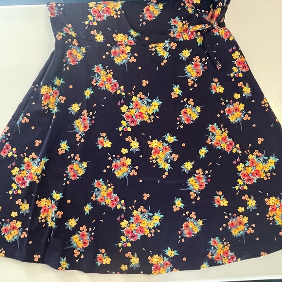 Pink & Violet Girls 10/12 Navy Blue Floral Faux Wrap Dress PRELOVED - Picture 6 of 8